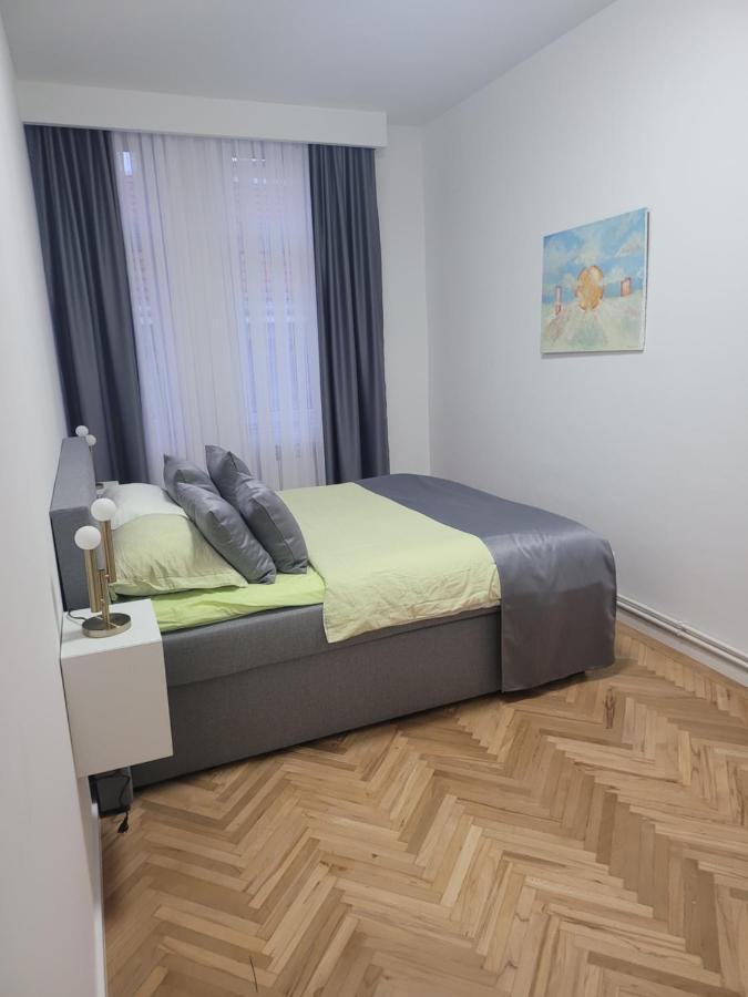 Emin Apartment *