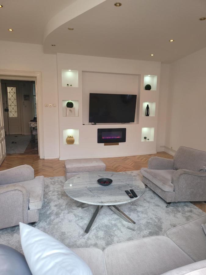 Apartment Emin *